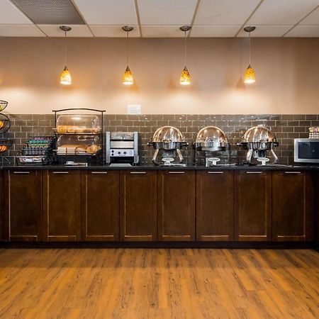 Best Western Blairmore Saskatoon Esterno foto