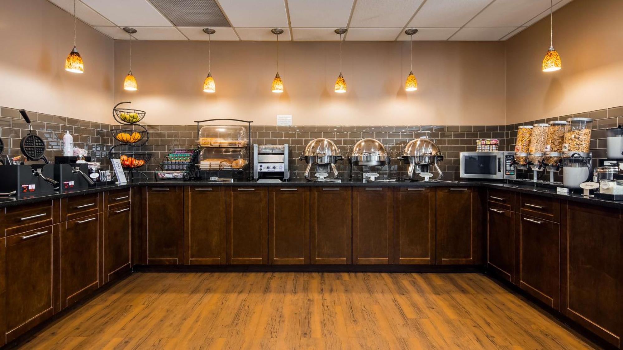 Best Western Blairmore Saskatoon Esterno foto