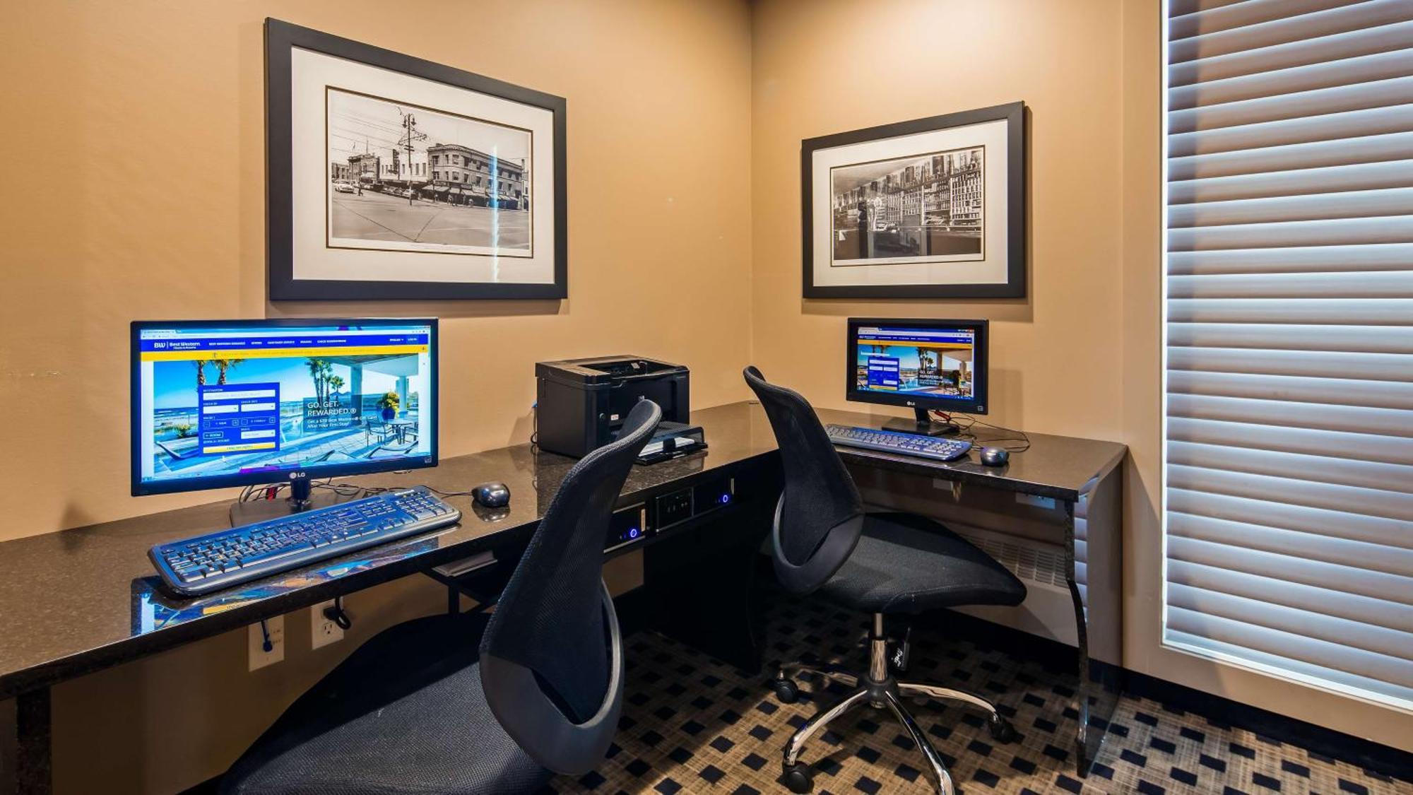 Best Western Blairmore Saskatoon Esterno foto