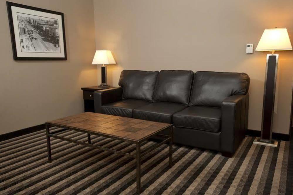Best Western Blairmore Saskatoon Esterno foto
