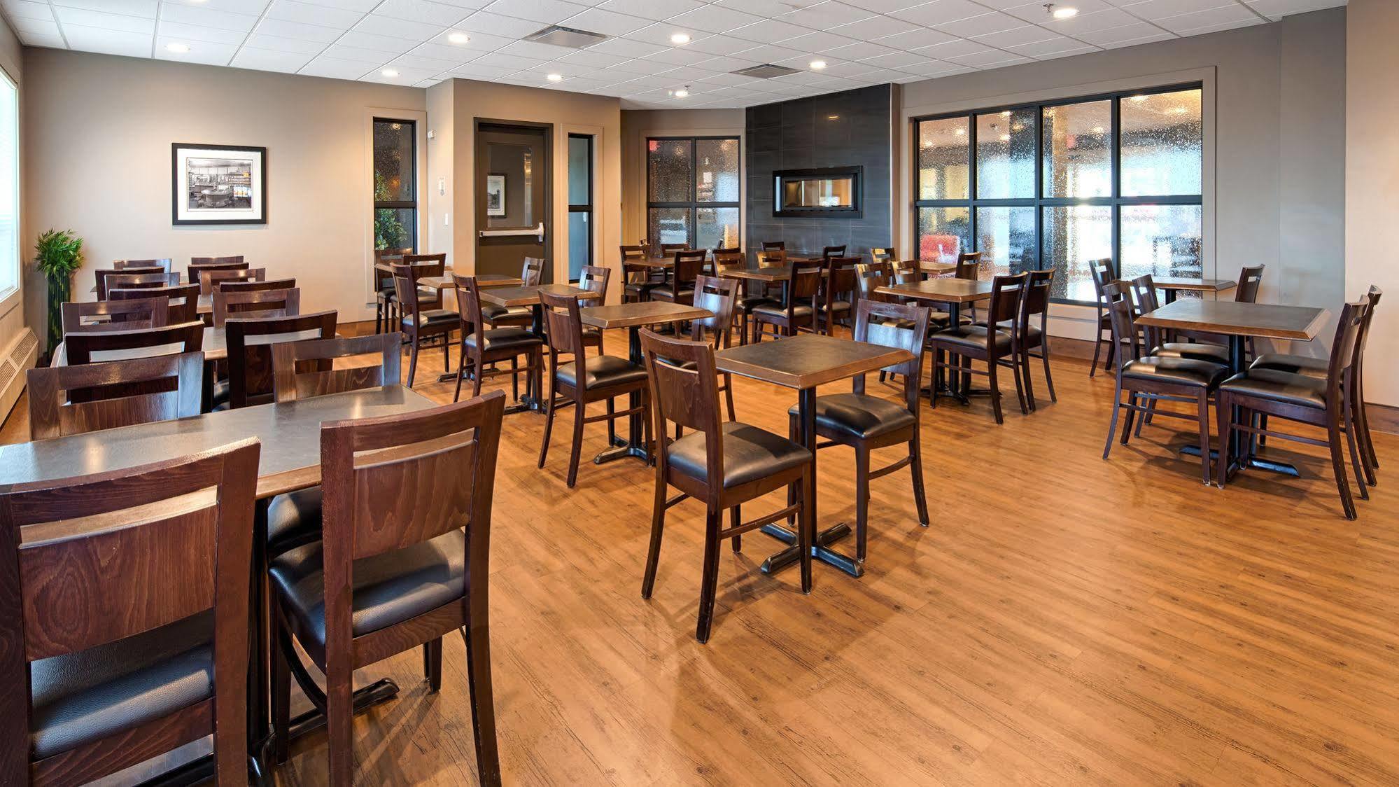 Best Western Blairmore Saskatoon Esterno foto